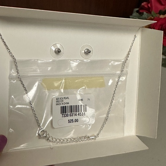 Charter Club pearl Necklace and earrings - Picture 2 of 8